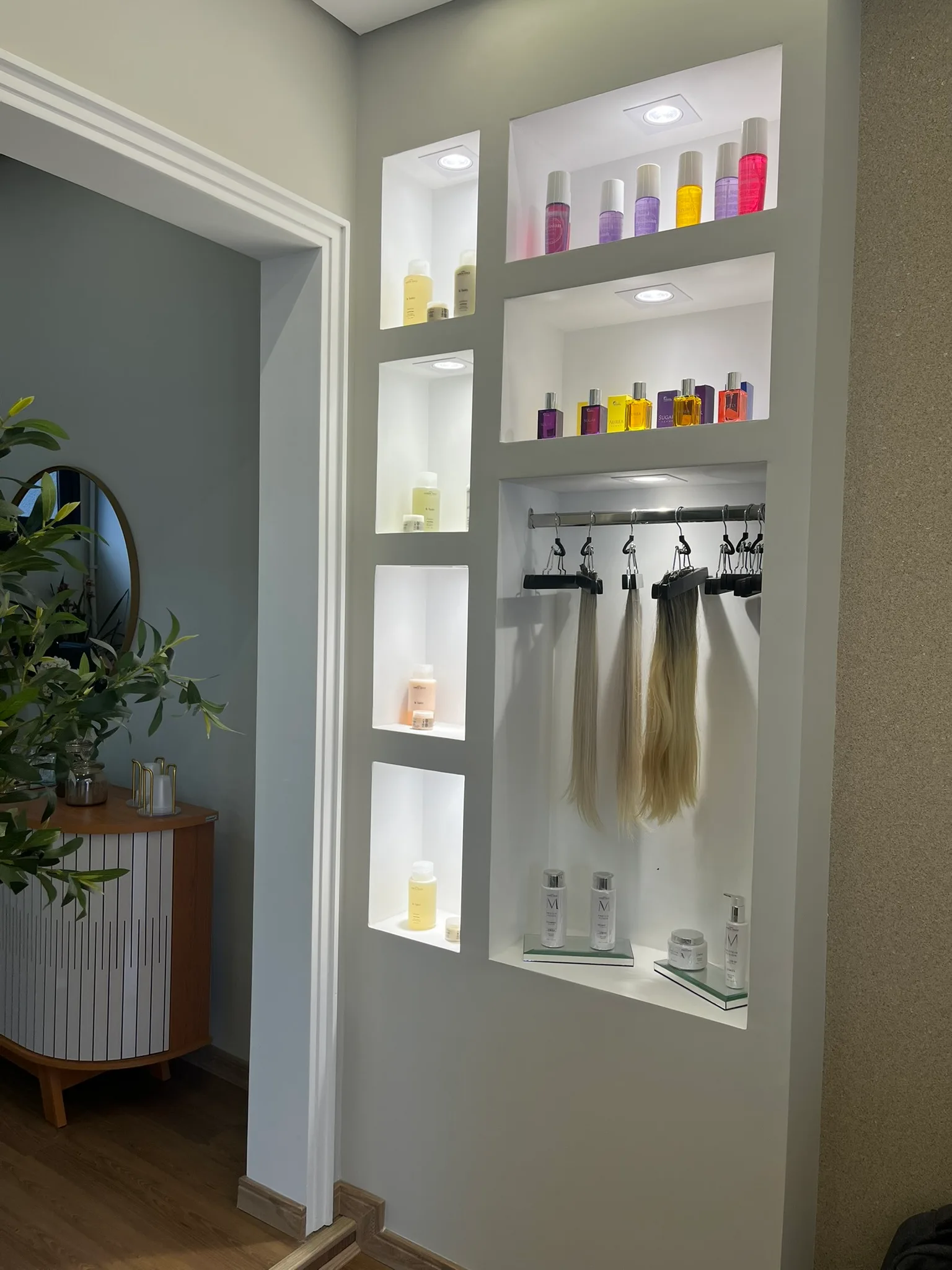 Interior do salão Cassia Bispo Beauty (imagem 5 de 19)