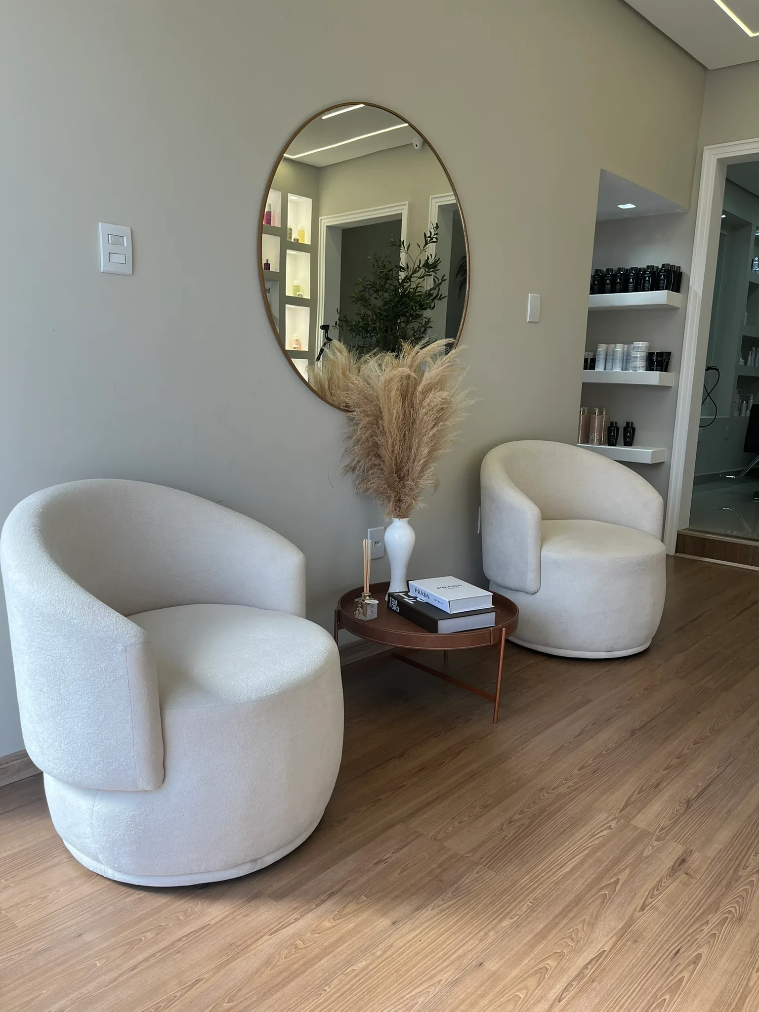Interior do salão Cassia Bispo Beauty (imagem 6 de 19)
